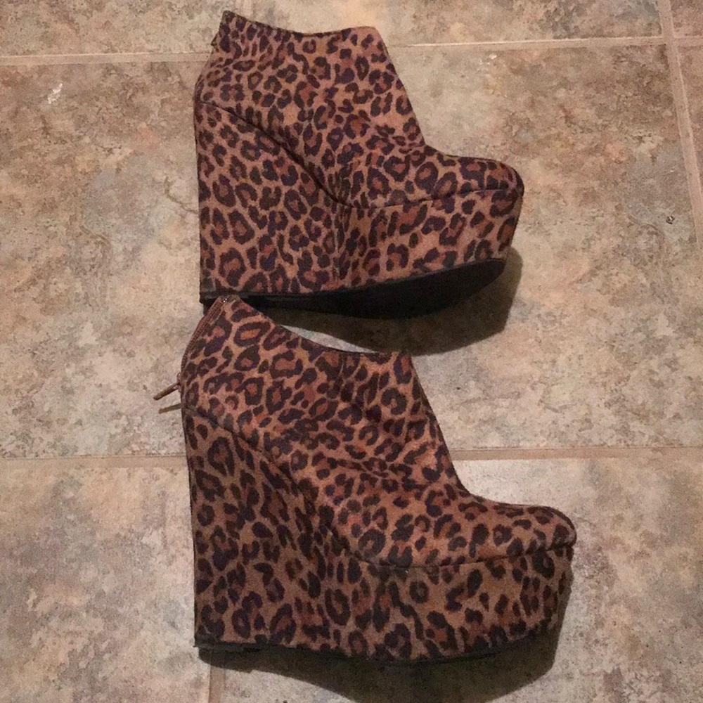 Forever 21 wedge leopard booties
